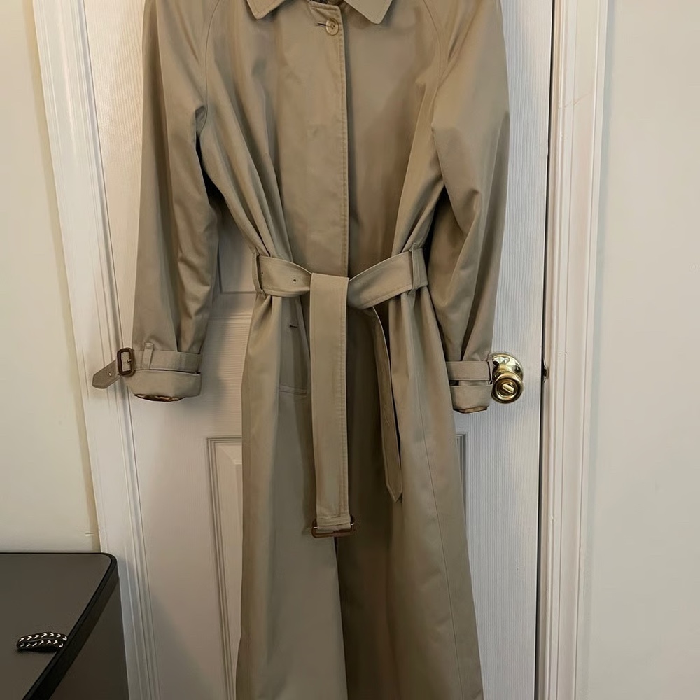 Vintage Burberry Women Trench Coat